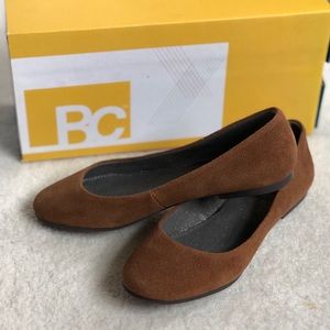 [NEW] BC Footwear Limousine Flats in Suede Leather
